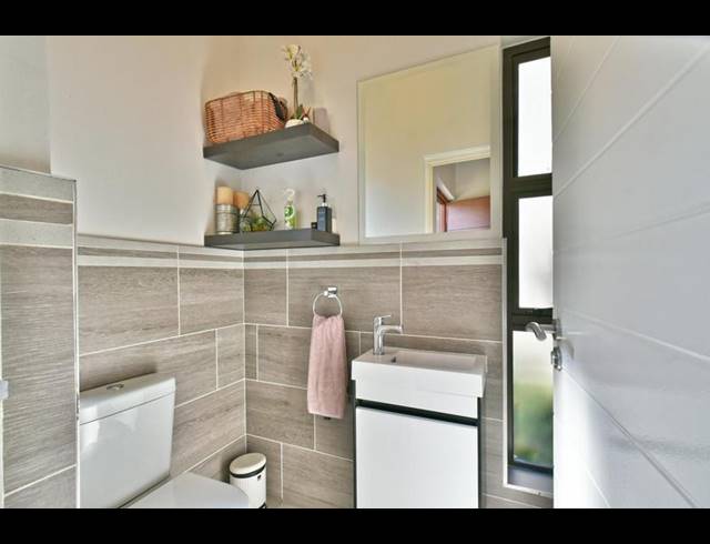 4 BEDROOM HOUSE FOR SALE IN FERNDALE